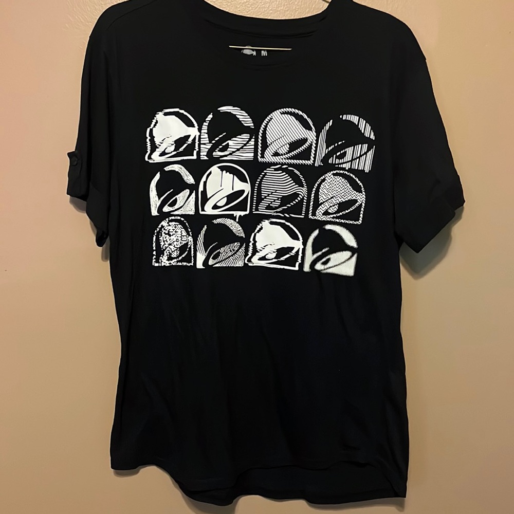🌸 Taco Bell Graphic Tee